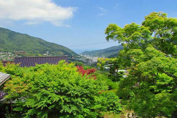 湯河原万葉郷温泉団地の物件写真3